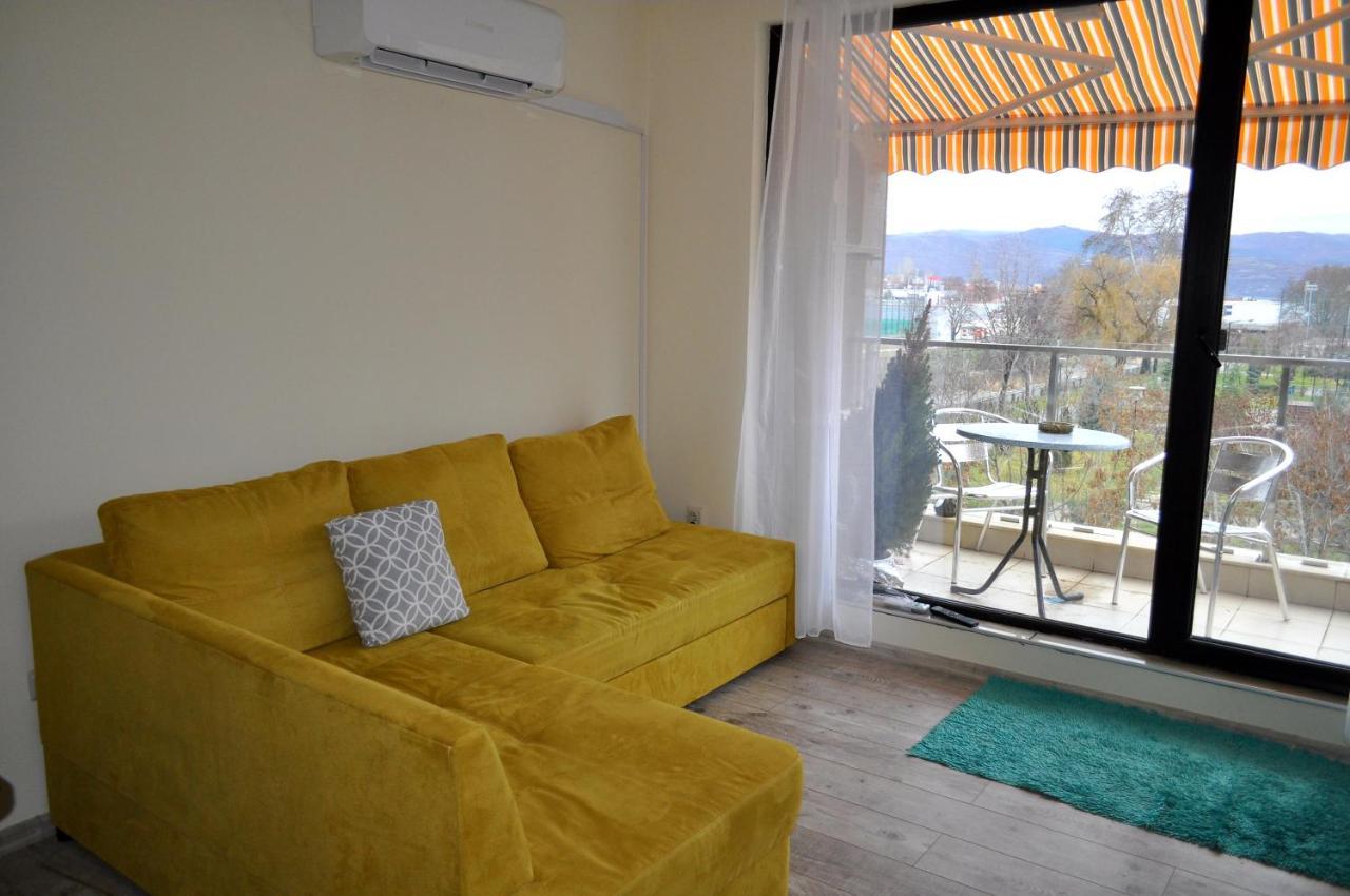 New Apartment At A Great Location ブラゴエヴグラト エクステリア 写真