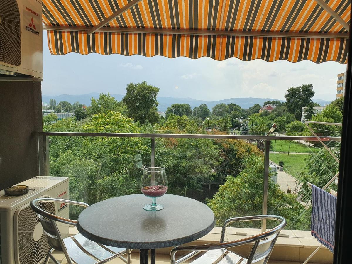 New Apartment At A Great Location ブラゴエヴグラト エクステリア 写真