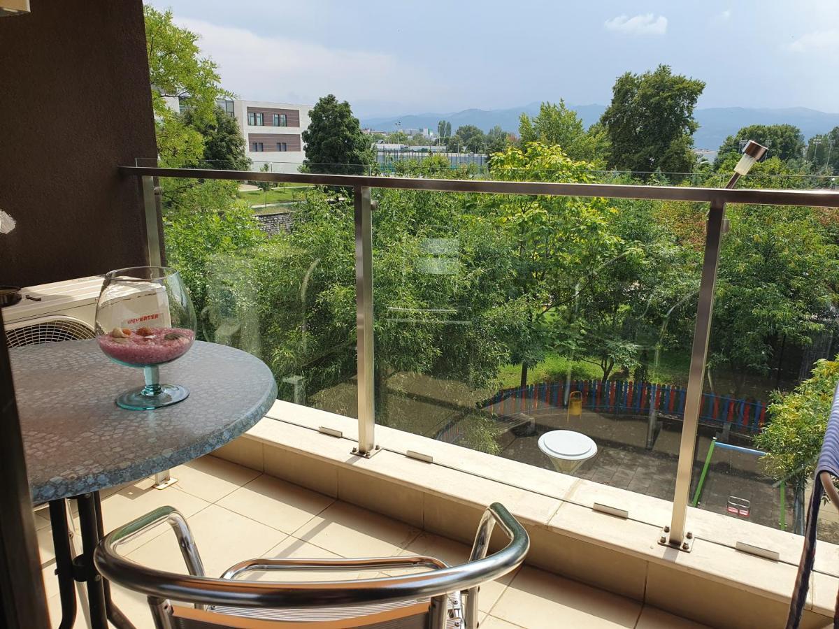 New Apartment At A Great Location ブラゴエヴグラト エクステリア 写真